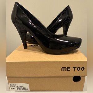 Me Too Locket heels Black Patent Leather - size 7.5
